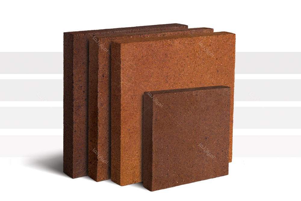  یکی از کاربردهای آجر نسوز در نما ترکیبی ساختمان است که در معماری سنتی و مدرن مورد استفاده قرار می‌گیرد.