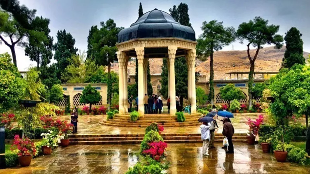 تور شب یلدا