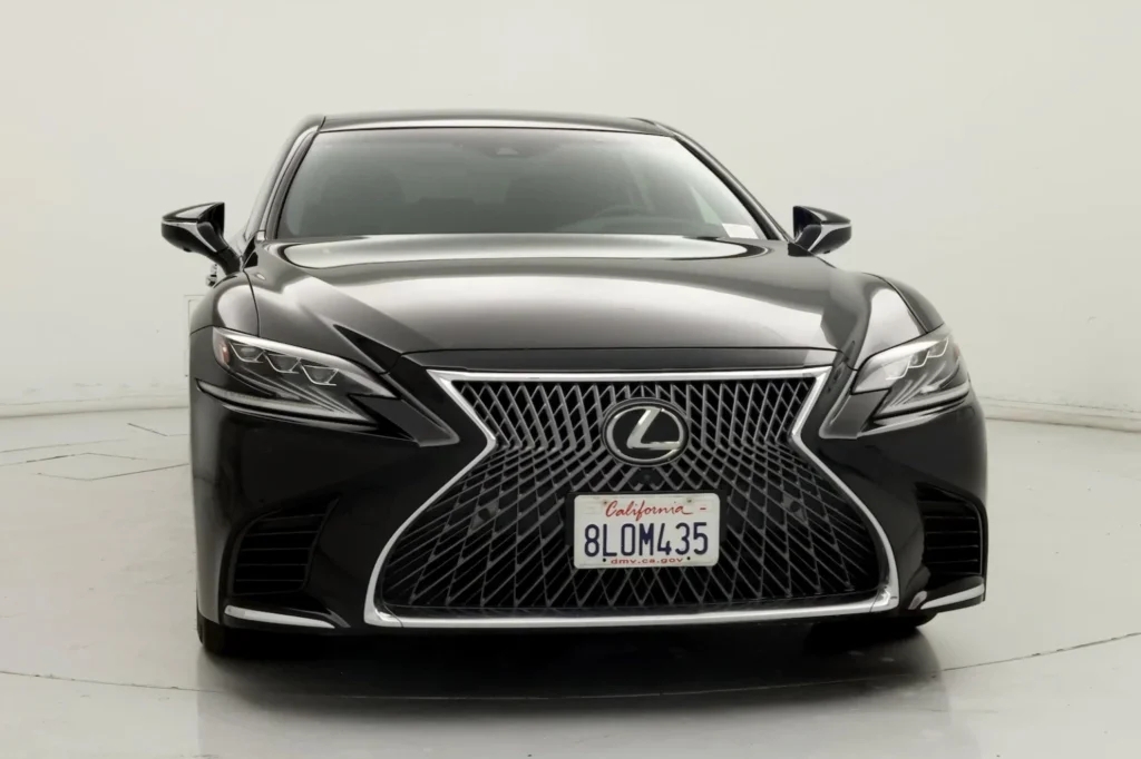 کرایه ماشین در دبی - کاماپرس 