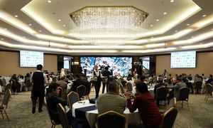 جشن چهارمین سال فعالیت کاماپرس برگزار شد