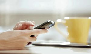 با 13 میلیون گوشی شیائومی بخریم یا موتورولا؟