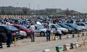 ثبات نسبی در بازار خودرو + جدول قیمت