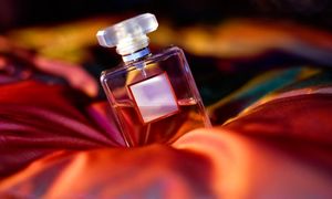 بهترین روش خرید اینترنتی عطر و ادکلن و لوازم آرایشی اورجینال  چیست؟