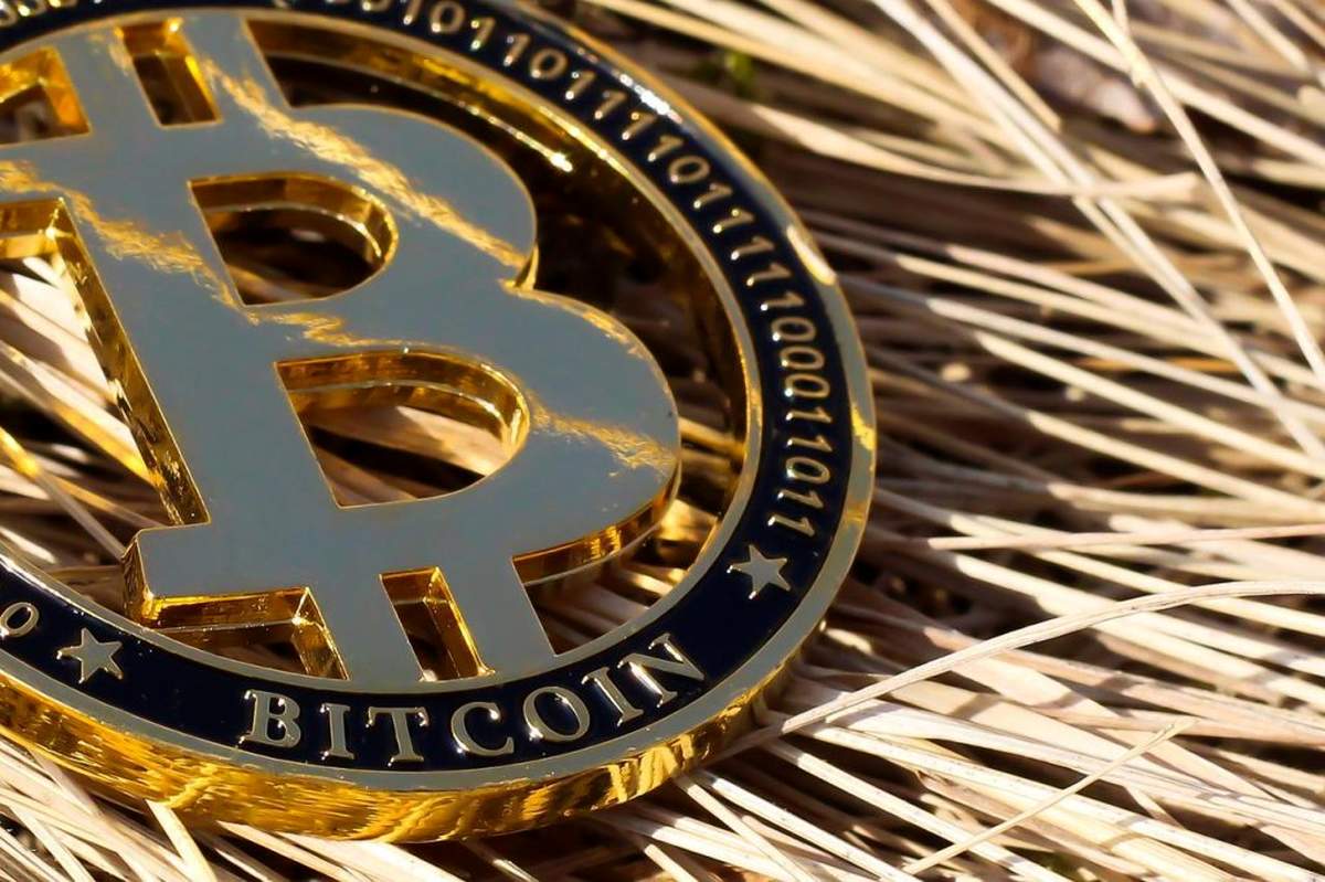 کاهش قیمت بیت کوین و ادامه ترس شدید سرمایه گذاران / قیمت روز 23 مهرماه