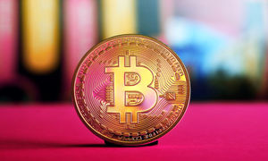 ثبات نسبی قیمت بیت کوین در روز جاری/ قیمت روز بیت کوین 5 آذرماه