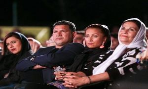 دختر علی دایی چطور پشت در هواپیما ماند؟