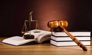 وکیل تصادفات و وکیل بانکی چه کارکردهایی می توانند برای ما داشته باشند؟