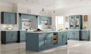 کابینت نئوکلاسیک پوششی بهتر است یا پولیشی؟
