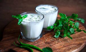 قیمت انواع دوغ با سبزیجات معطر در بازار چند؟