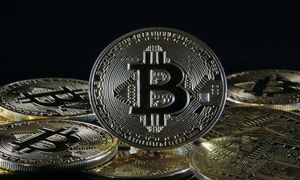 قیمت روز بیت کوین 11 مرداد 1402/ همچنان بورس آمریکا با رمزارز مشهور در نبرد است