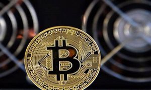 قیمت روز بیت کوین 14 مرداد 1402/ شانس تایید صندوق قابل معامله رمزارز معروف چقدر شد؟