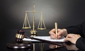 نقش وکیل اوراق قضایی در پیشبرد دادخواست یا شکوائیه