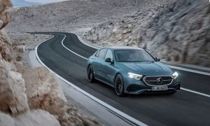 مرسدس بنز E 300 مدل 2024 رونمایی شد (ویدیو)