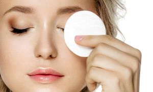 کدام دستمال مرطوب برای پاک کردن آرایش مناسب است؟