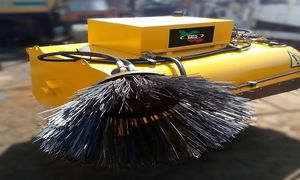 چرا استفاده از جارو بابکتی برای صنایع و ادارات مختلف بهتر است؟