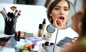 چرا خرید لوازم آرایشی از سایت یاسمتیک به نفع مشتری است؟