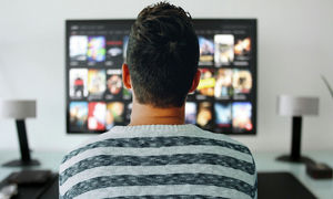 5 مانیتور با صفحه نمایش بزرگ و محبوب در بین فیلم بازها