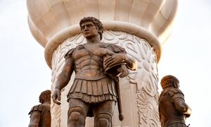 سرزمین خداوندگار آسیا، اسکندر مقدونی در یونان