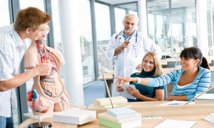 هر آنچه برای تحصیل پزشکی در مجارستان باید بدانید