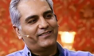 مهران مدیری با این لباس صحنه جشن حافظ را به آتش کشید