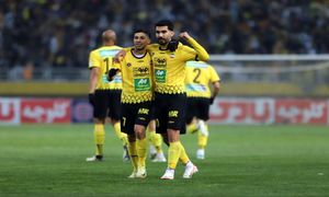 شوخی زمزم با گلزن سپاهان