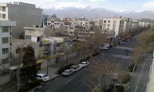 خانه کلنگی ۲۰۰ متری در نارمک چند؟