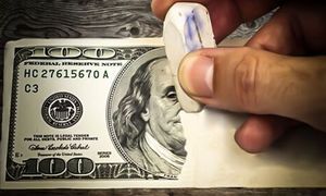 12 کشوری که دلار آمریکا را به طور رسمی حذف کردند