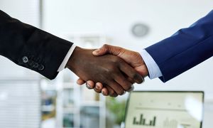 حضور مدیرعامل هلدینگ ارتباط فردا در پنل فناوری اطلاعات و صنعت مالی کیش