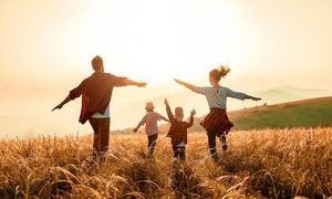 چگونه با کمترین هزینه، یک سفر خانوادگی خاطره‌ انگیز در نوروز داشته باشیم؟