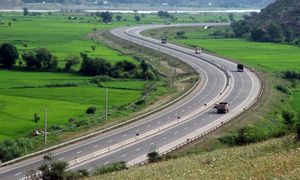 هزینه عوارضی اتوبان تهران رشت چقدر است؟