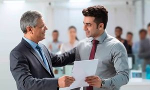 در سال 1404 چطور ماهانه 50 میلیون درآمد داشته باشیم؟