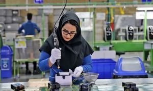 متوسط حقوق زنان ایرانی ۲۸ درصد کمتر از حقوق مردان