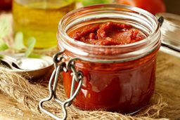 درباره برند یک و یک و محصولاتش چه می‌دانید؟