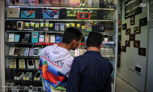 گوشی جدید و ارزان شیائومی بهتر است یا 2 گوشی مدرن سامسونگ؟